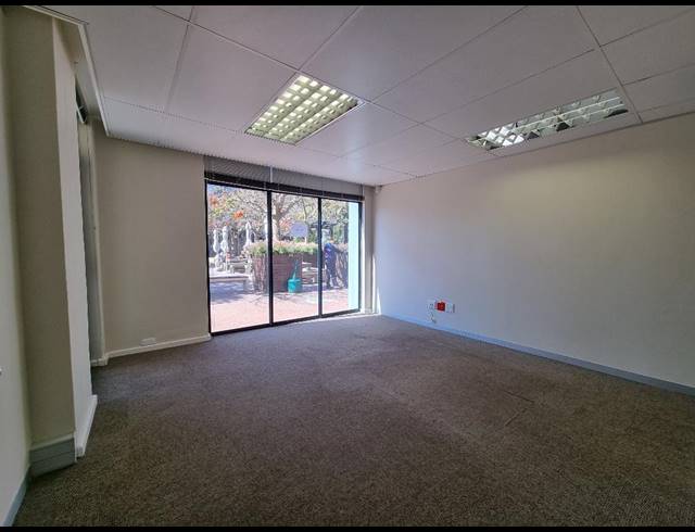 102M² OFFICE RENTED IN CENTURY CITY